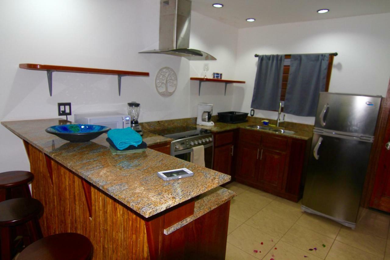 Mame Trees Hotel West End Bagian luar foto